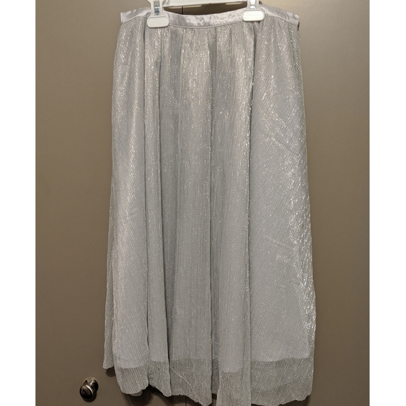 Twik silver skirt - Picture 5 of 5